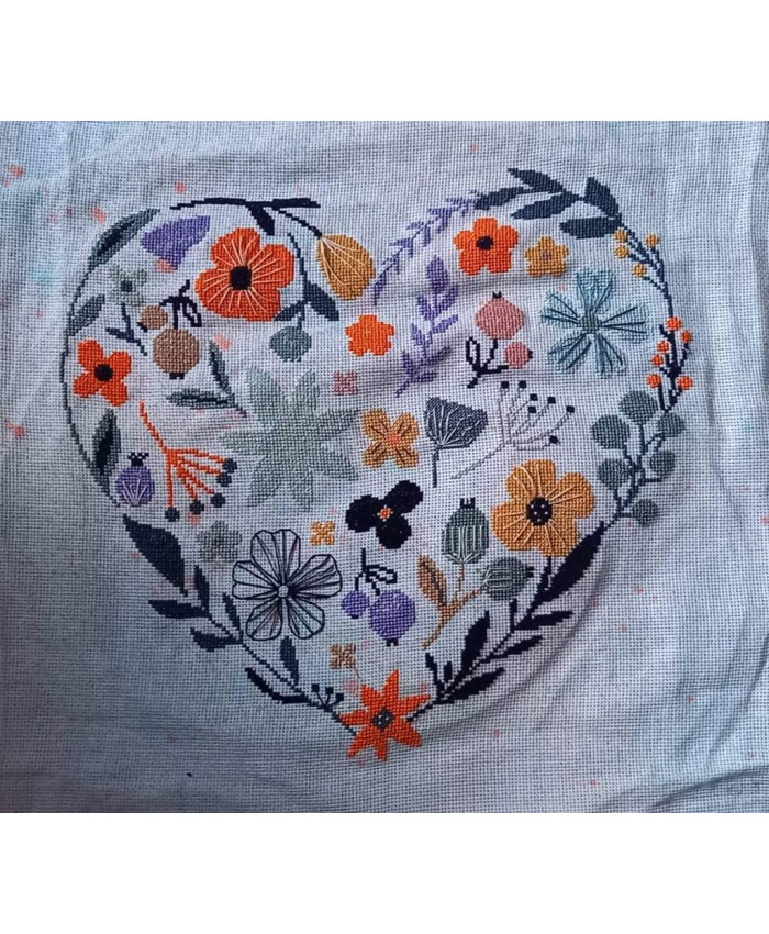 Grille point de croix : Coeur fleuri