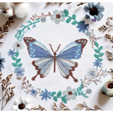 Kit à broder Couronne papillon