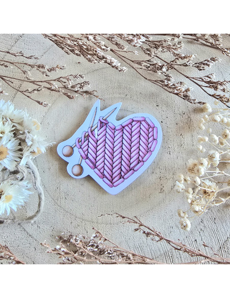 Poussière à aiguilles : Coeur tricot