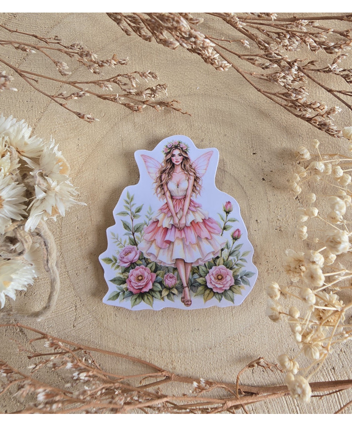 Poussière à aiguilles : Fée