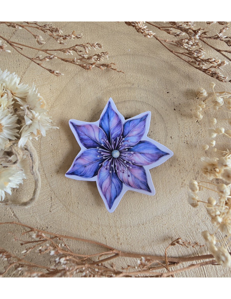 Poussière à aiguilles : Fleur